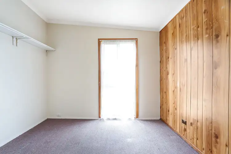 Sixth view of Homely house listing, 4 Mortlake Avenue, Dallas VIC 3047