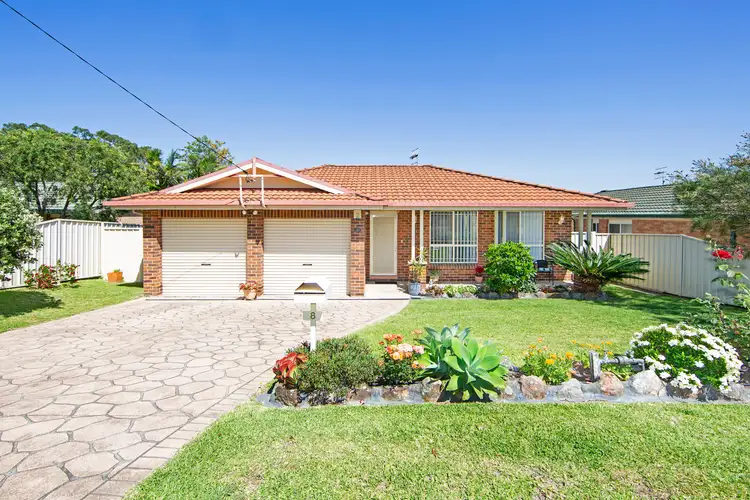 8 Bruce Road, Buff Point NSW 2262