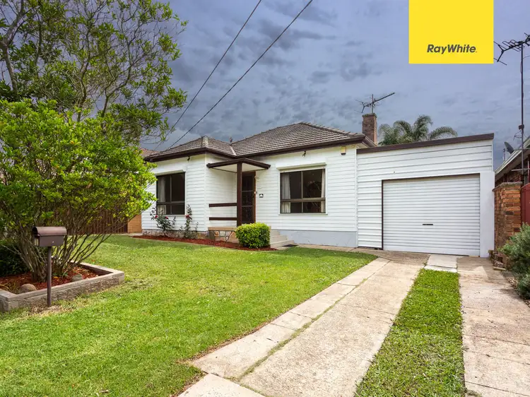 15 Mazarin Street, Riverwood NSW 2210