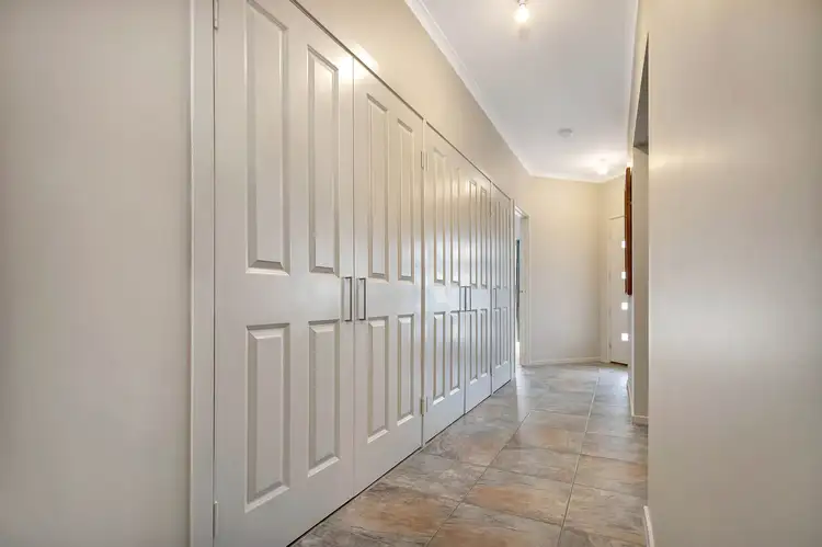 Fifth view of Homely house listing, 18 Jaensch Crescent, Nuriootpa SA 5355