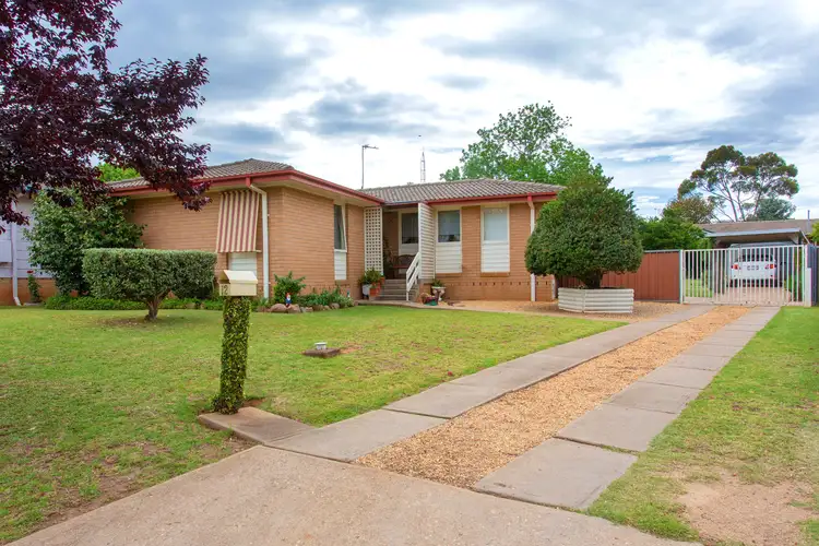 12 Bahloo Street, Cowra NSW 2794