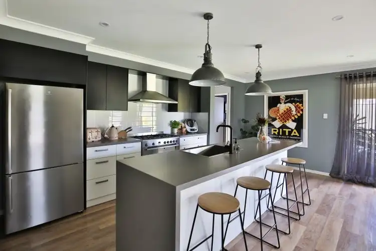 18 Petrel Close, South Nowra NSW 2541