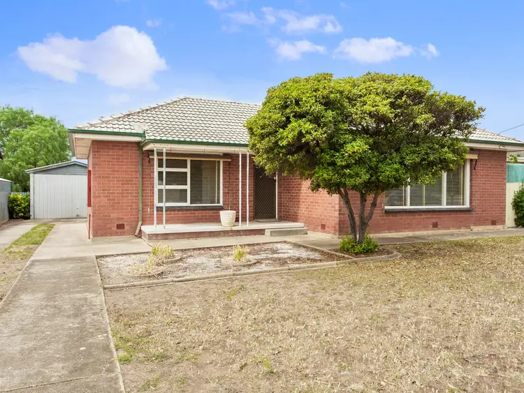 11 Elizabeth Road, Christie Downs SA 5164