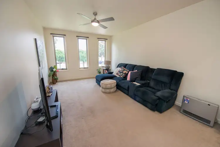 Fifth view of Homely house listing, 6 Donnington Street, Swan Hill VIC 3585