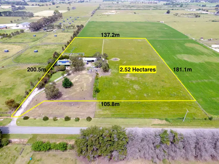 70 Ellett Road, Pakenham VIC 3810