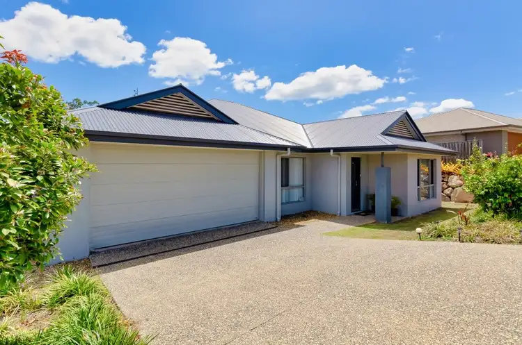 5 Clover Crescent, Boyne Island QLD 4680