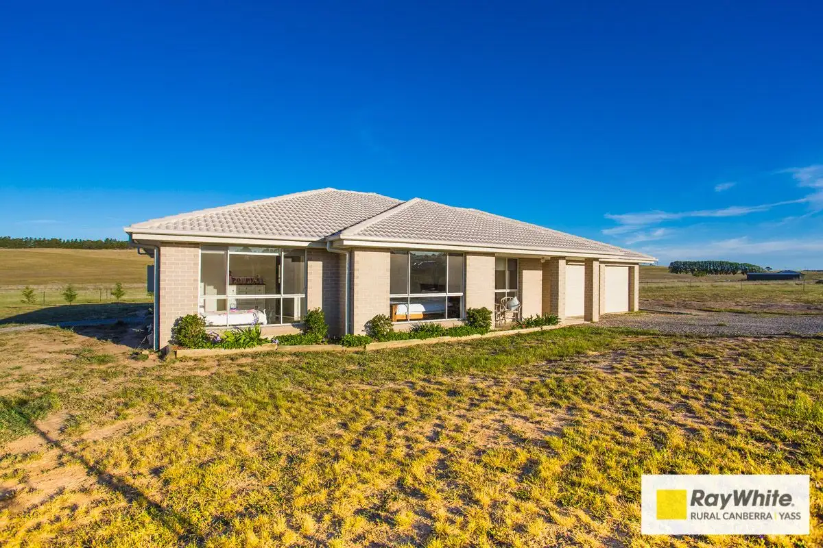 Main view of Homely house listing, 4 Rayner Place, Yass NSW 2582