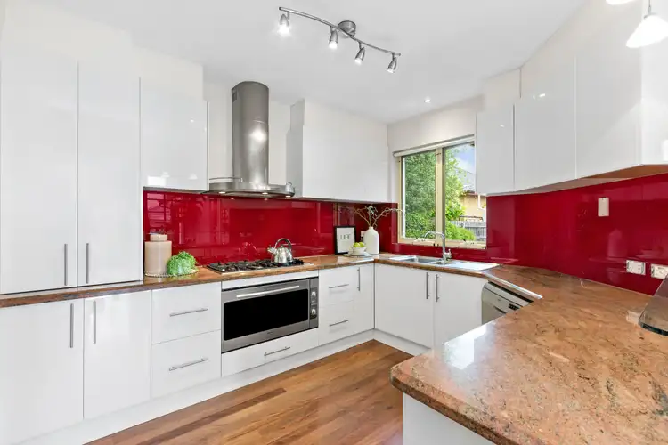Fourth view of Homely townhouse listing, 2/18 Leumear Street, Oakleigh East VIC 3166