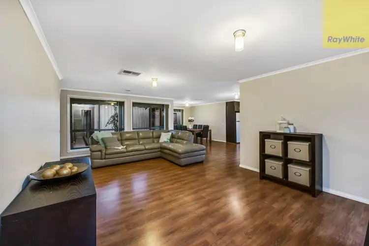 Fifth view of Homely house listing, 6 Meade Way, Sydenham VIC 3037