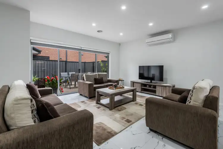 Second view of Homely house listing, 2 Zeal Way, Craigieburn VIC 3064