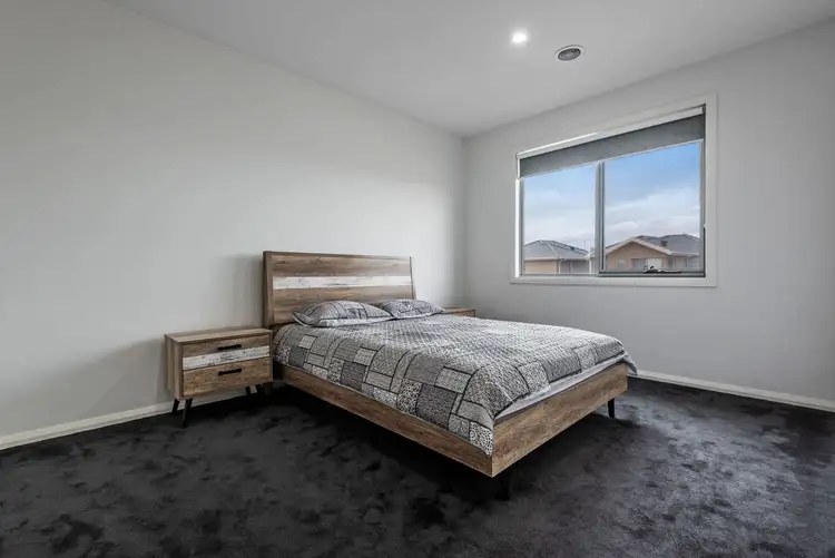 Fifth view of Homely house listing, 2 Zeal Way, Craigieburn VIC 3064