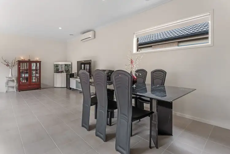 Fourth view of Homely house listing, 27 Clarendon Avenue, Craigieburn VIC 3064