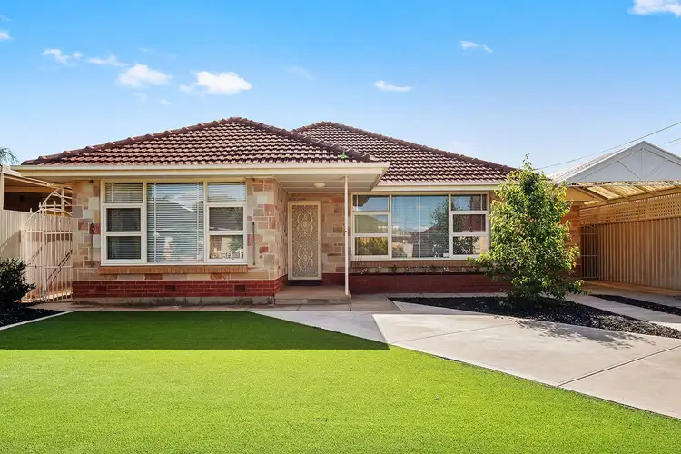4 McEwan Avenue, Seaton SA 5023