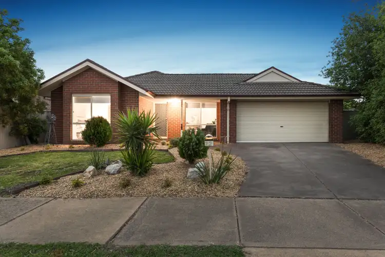22 Ashwood Grove, Pakenham VIC 3810