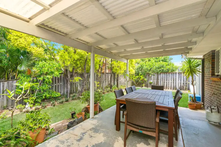 2 Daphne Court, Elanora QLD 4221