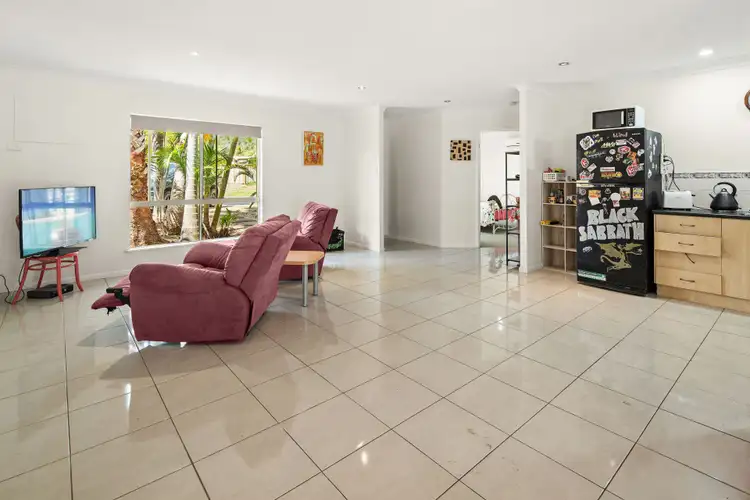 Third view of Homely house listing, 4 Wahoo Court, Jubilee Pocket QLD 4802