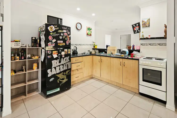 Fifth view of Homely house listing, 4 Wahoo Court, Jubilee Pocket QLD 4802
