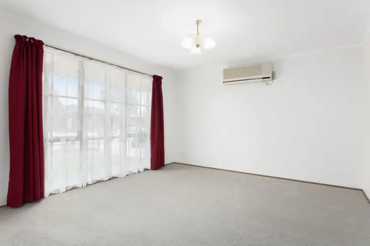 Second view of Homely house listing, 8 Martingale Place, Pakenham VIC 3810