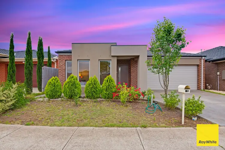 15 Bellevue Drive, Truganina VIC 3029