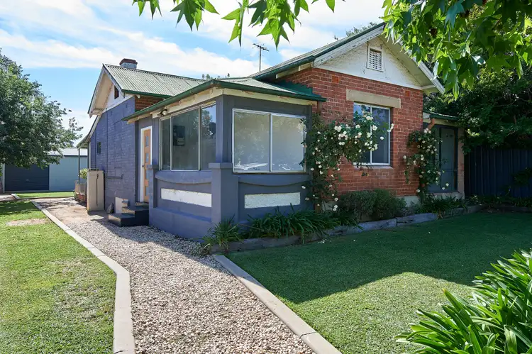 7 Roma Street, Wagga Wagga NSW 2650
