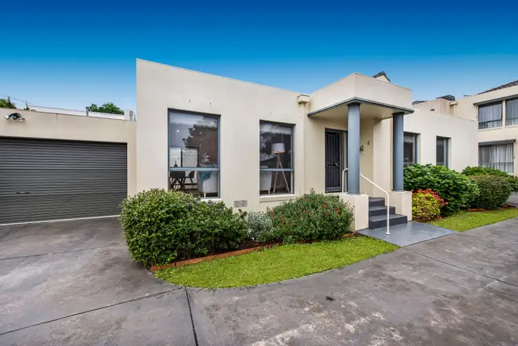Second view of Homely unit listing, 2/16 Station Street, Ferntree Gully VIC 3156