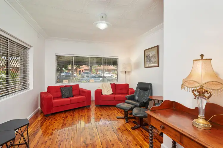 Second view of Homely house listing, 33 Best Street, Wagga Wagga NSW 2650