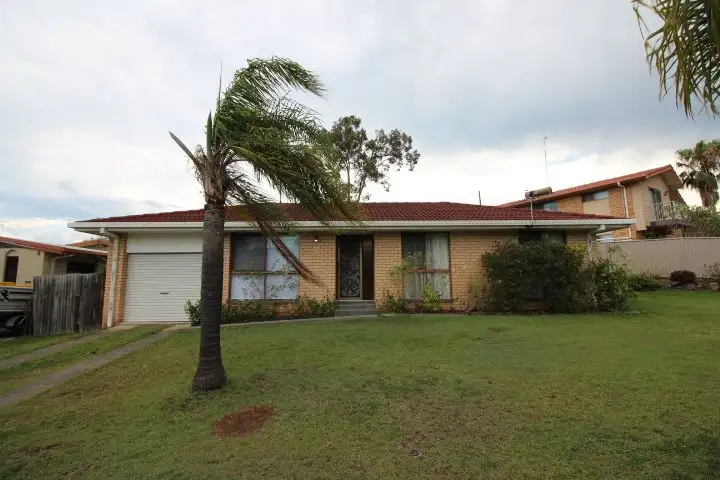 18 Numeralla Avenue, Ashmore QLD 4214