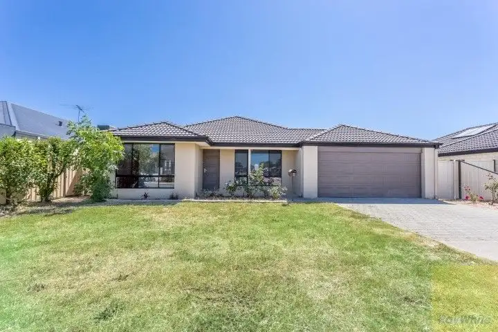 Main view of Homely house listing, 8 Starlight Pass, Seville Grove WA 6112
