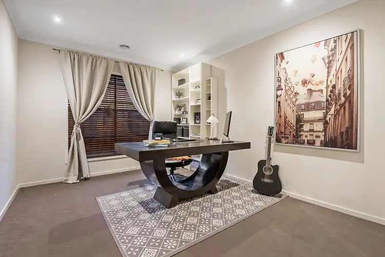 Fifth view of Homely house listing, 39 Brickwood Circuit, Craigieburn VIC 3064