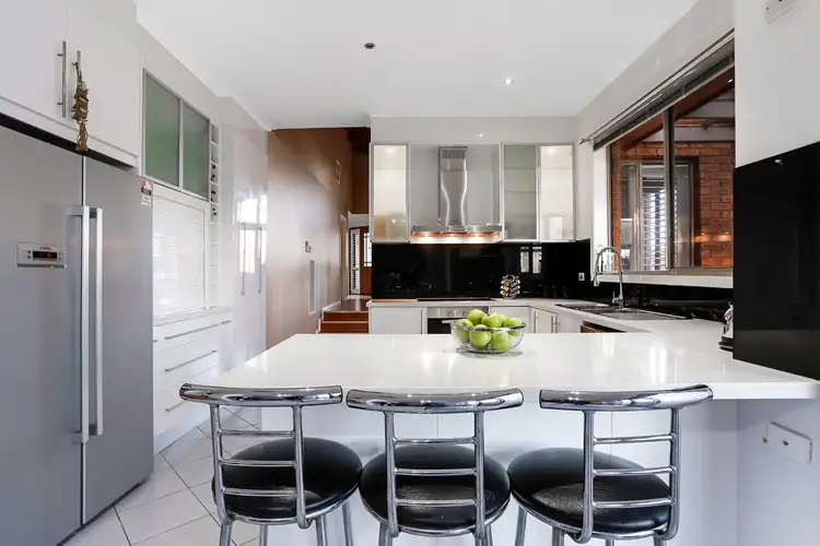 Sixth view of Homely house listing, 5 Burgan Place, Meadow Heights VIC 3048