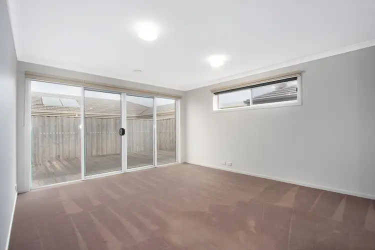 Fourth view of Homely house listing, 4 Glenvista Road, Pakenham VIC 3810