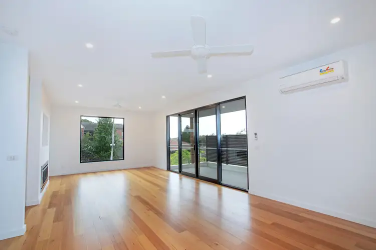 Fourth view of Homely townhouse listing, 1/3 Oakbank Avenue, Highton VIC 3216