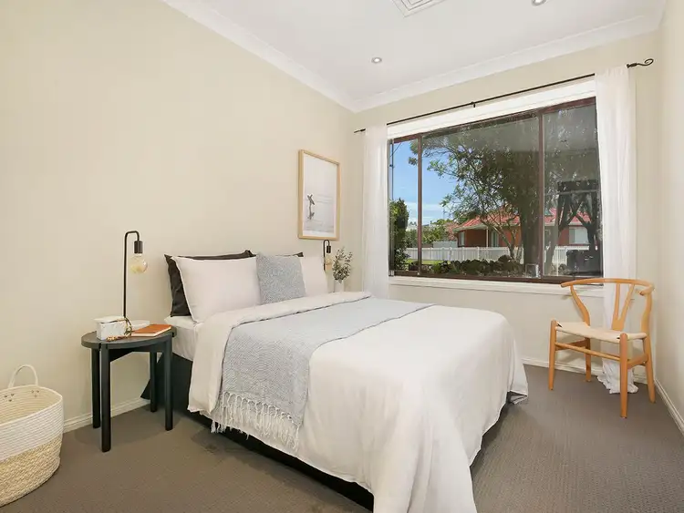Fifth view of Homely villa listing, 1/72 Ellengowan Crescent, Fairy Meadow NSW 2519