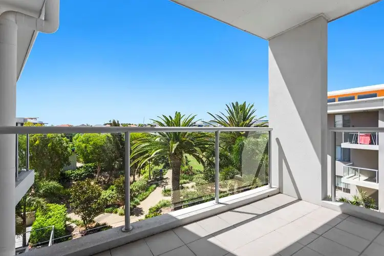 737/64-66 Sickle Avenue, Hope Island QLD 4212