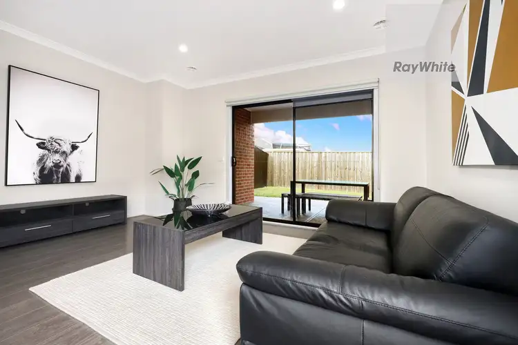 16 Scarlet Drive, Greenvale VIC 3059