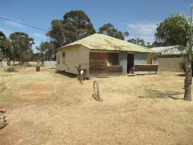 14 Andover Street, Katanning WA 6317