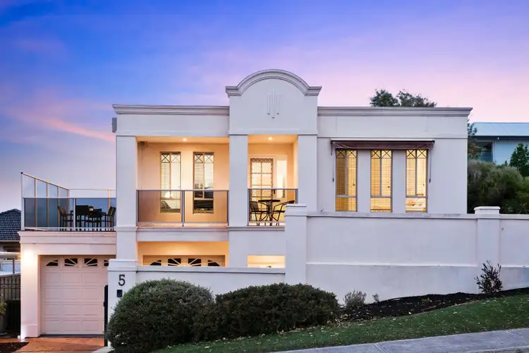 5 Moredun Street, Tennyson SA 5022