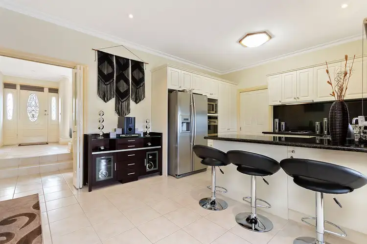 Fourth view of Homely house listing, 2 Apre Court, South Morang VIC 3752