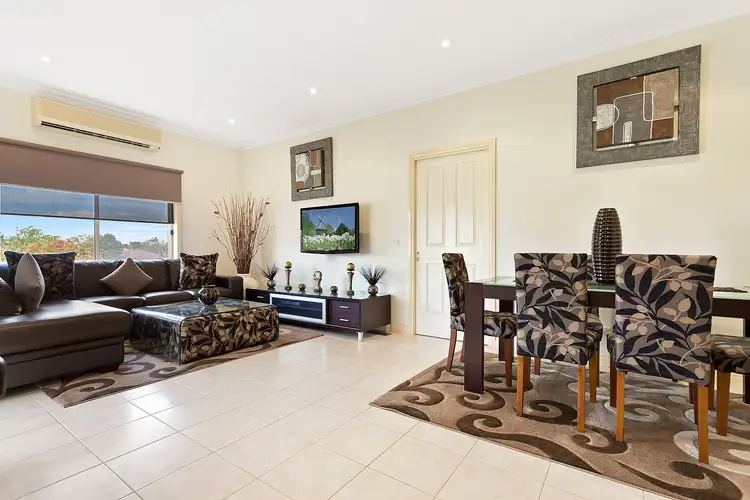 Fifth view of Homely house listing, 2 Apre Court, South Morang VIC 3752