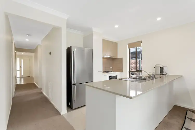 Second view of Homely house listing, 7 Cantie Place, Doreen VIC 3754