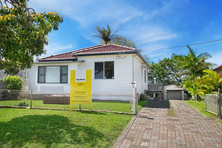 Main view of Homely house listing, 21 Lawarra Street, Port Kembla NSW 2505