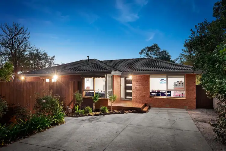 Main view of Homely unit listing, 2/3 Dowle Street, Macleod VIC 3085