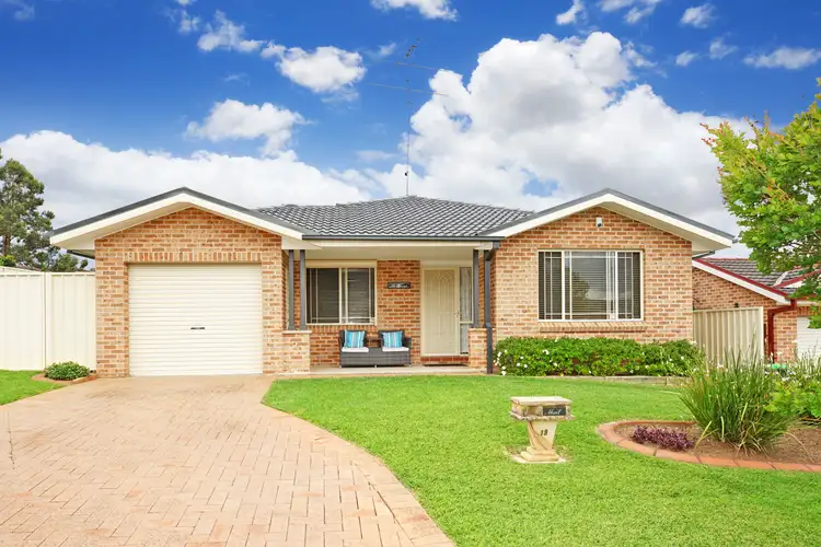 18 Cowan Place, Glenmore Park NSW 2745