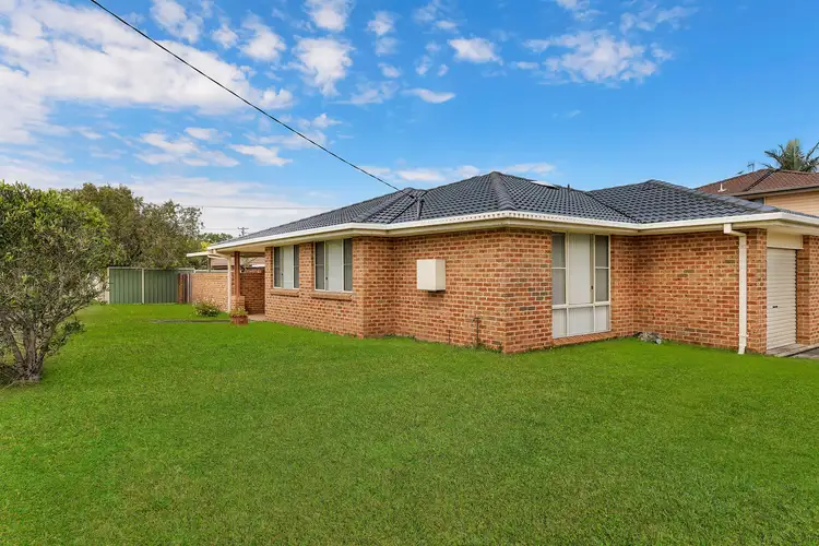1/52 Rotherham Street, Bateau Bay NSW 2261