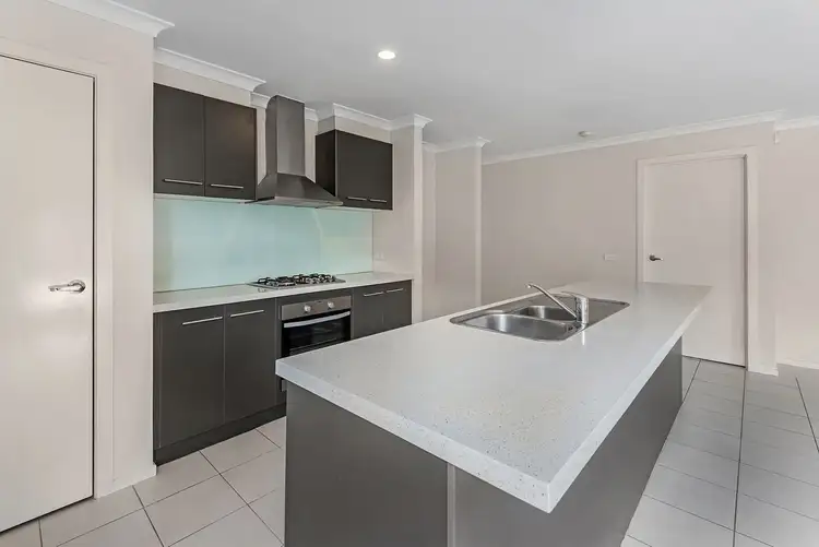 Sixth view of Homely house listing, 27 Cable Circuit, Craigieburn VIC 3064