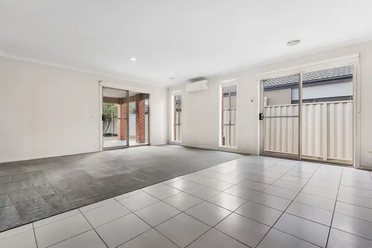 Seventh view of Homely house listing, 27 Cable Circuit, Craigieburn VIC 3064