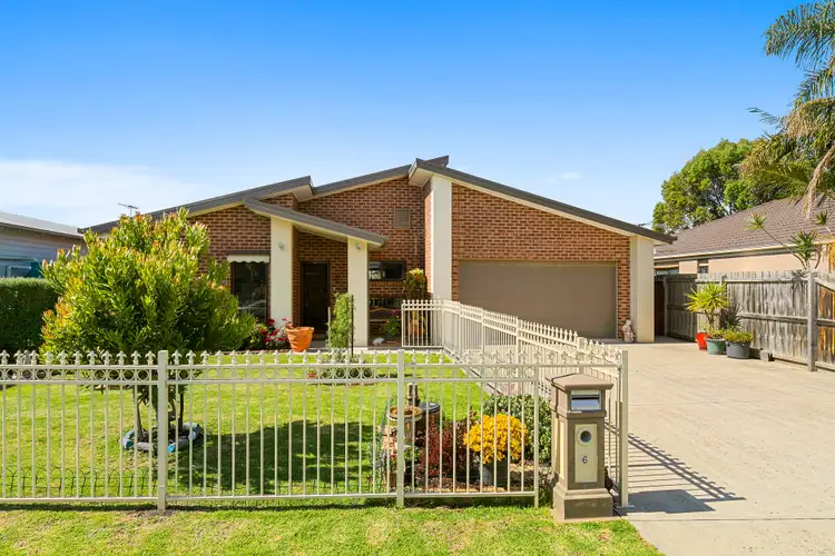 6 Roderick Close, Cowes VIC 3922