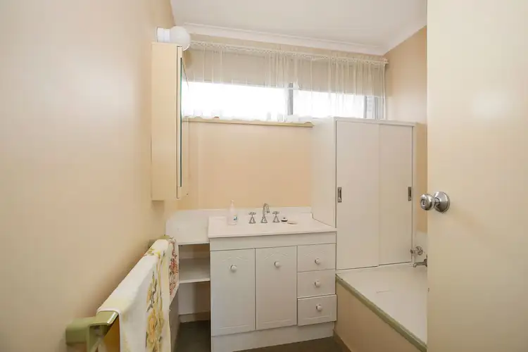 Sixth view of Homely house listing, 2/6 Victoria Street, Cobden VIC 3266