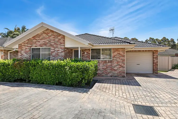 Main view of Homely villa listing, 3/27 Lorraine Avenue, Berkeley Vale NSW 2261