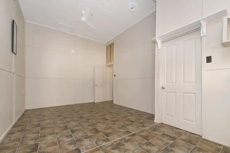 Fifth view of Homely block of units listing, 1/105 Stagpole Street, West End QLD 4810